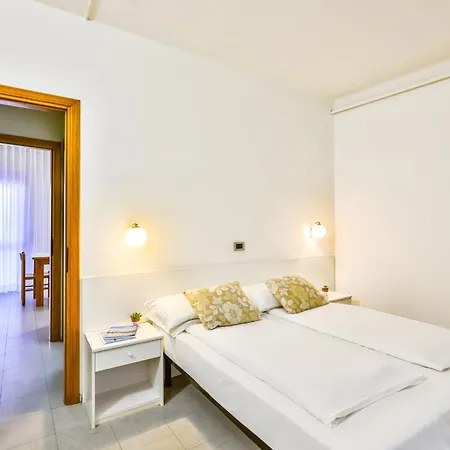 Carinzia Lägenhetshotell 3*