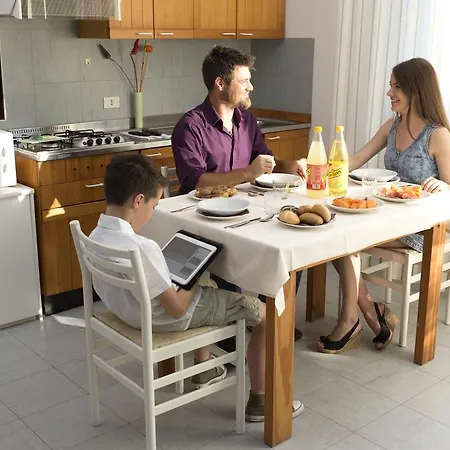 מלון דירות Carinzia